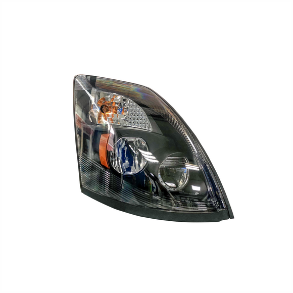 FARO DELANTERO RH VOLVO VNL LED